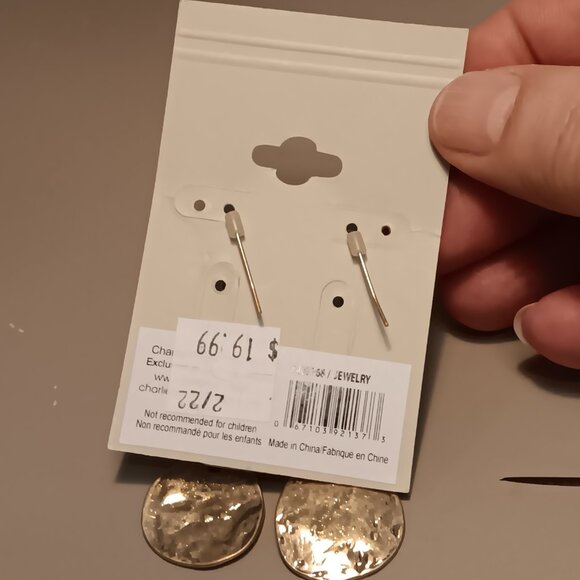 Charlie Paige women's matching set gold tone coin faux pearl necklace & earrings - Picture 10 of 13